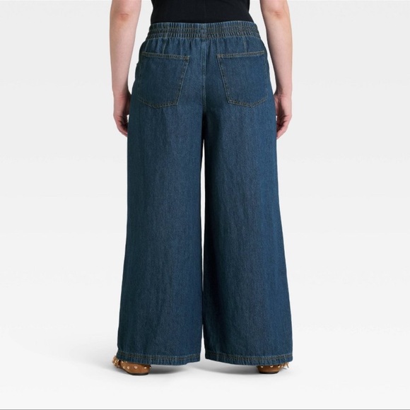 Women's High-Rise Drawstring Wide Leg
Relaxed Fit Beach Pants - Picture 2 of 12